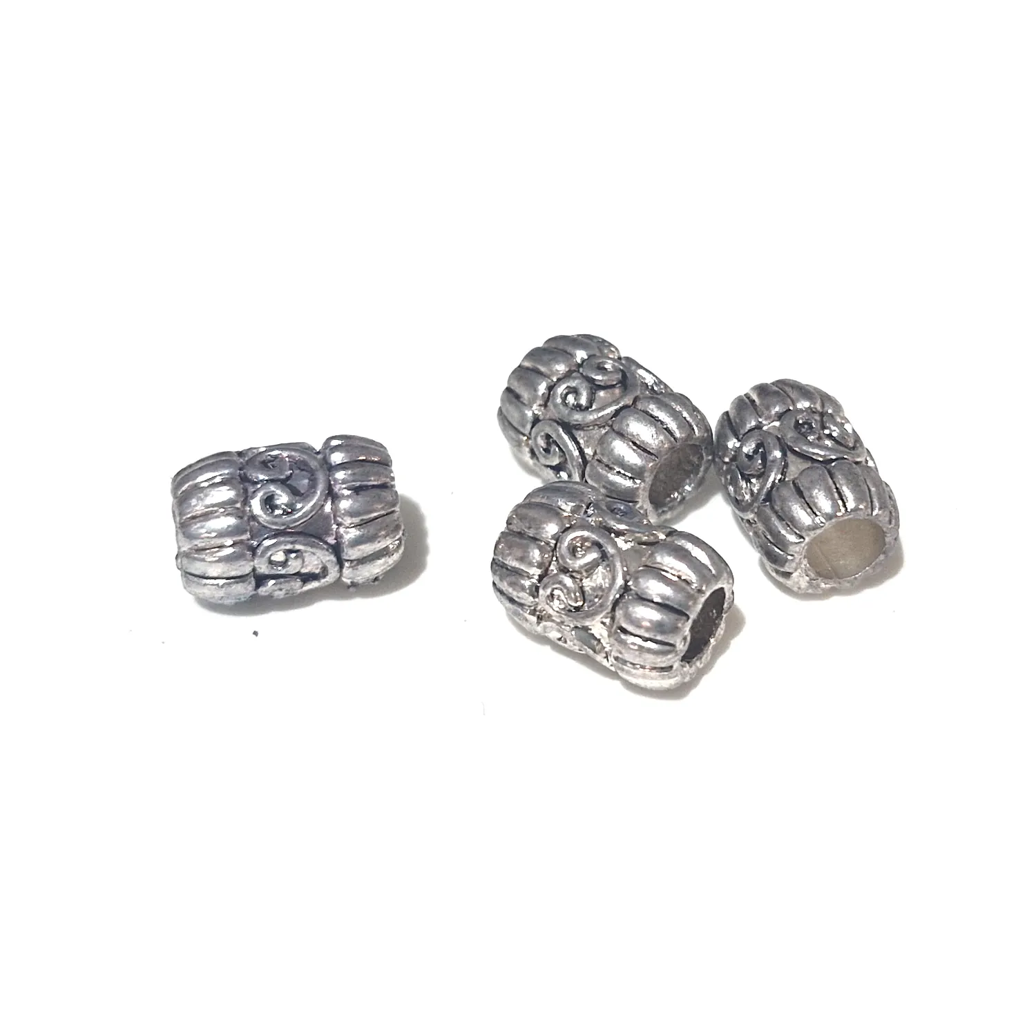Metallihelmi 12x9mm 4kpl - Vanhahopea