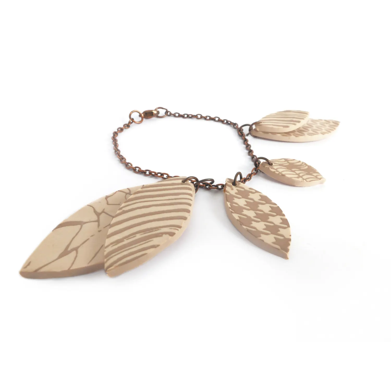 Alternative view of Seulasapluuna polymeerimassoille - Materiaalikuviot