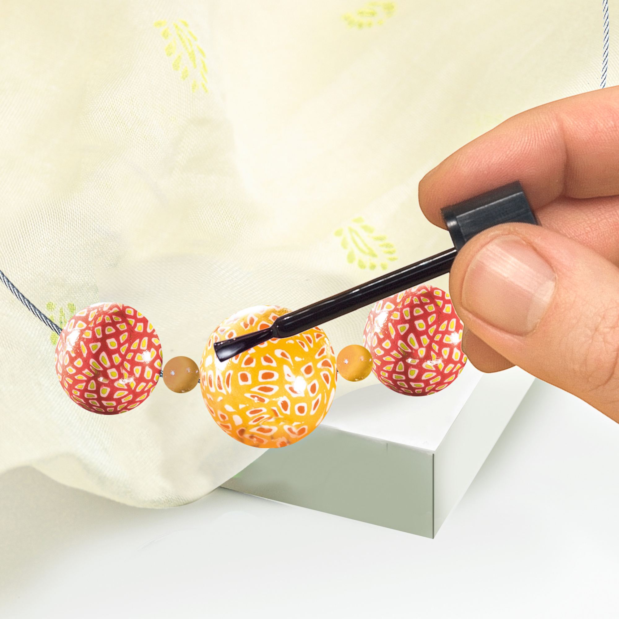 Alternative view of Fimo lakka 10ml