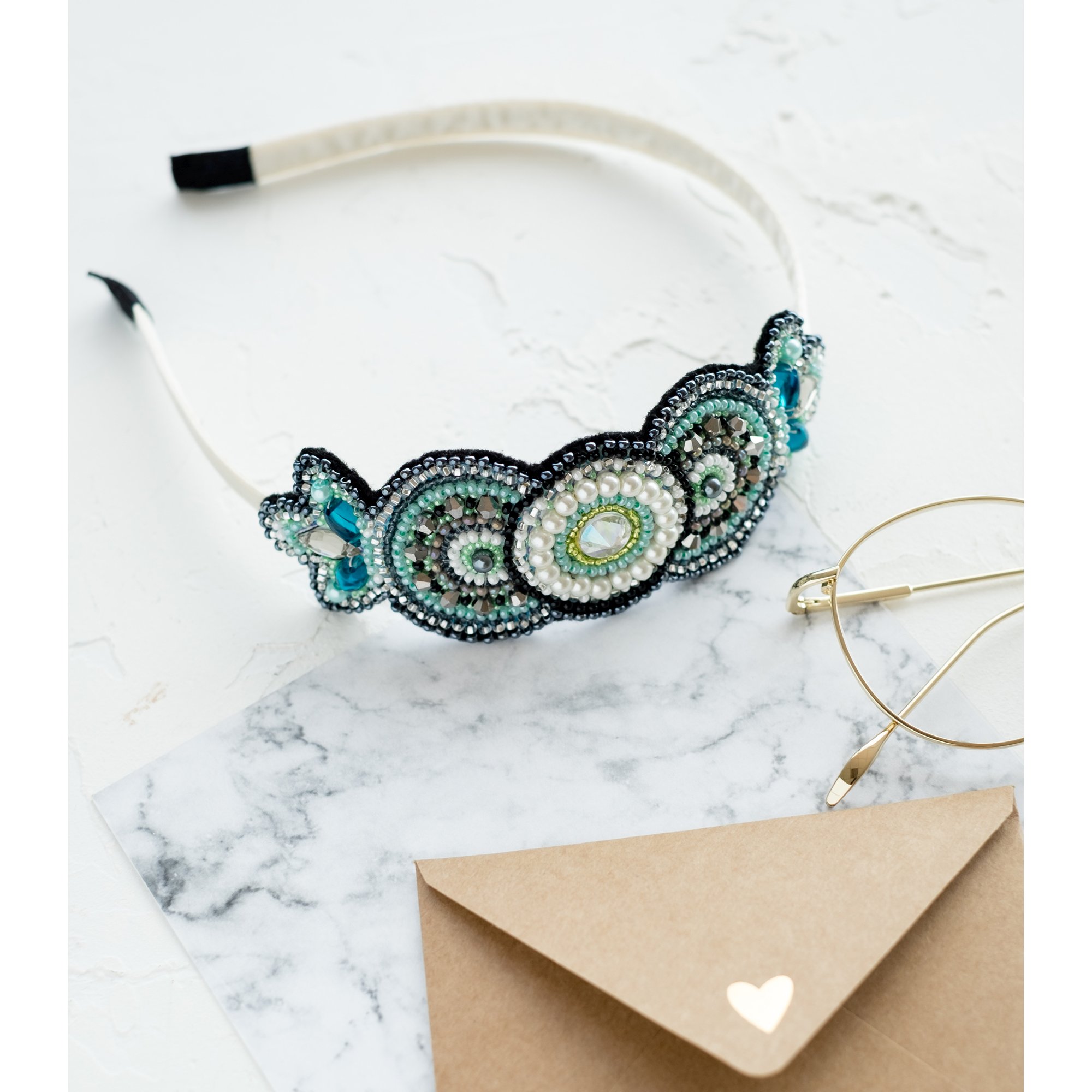 Helmikirjontasetti - Mint Arabesque