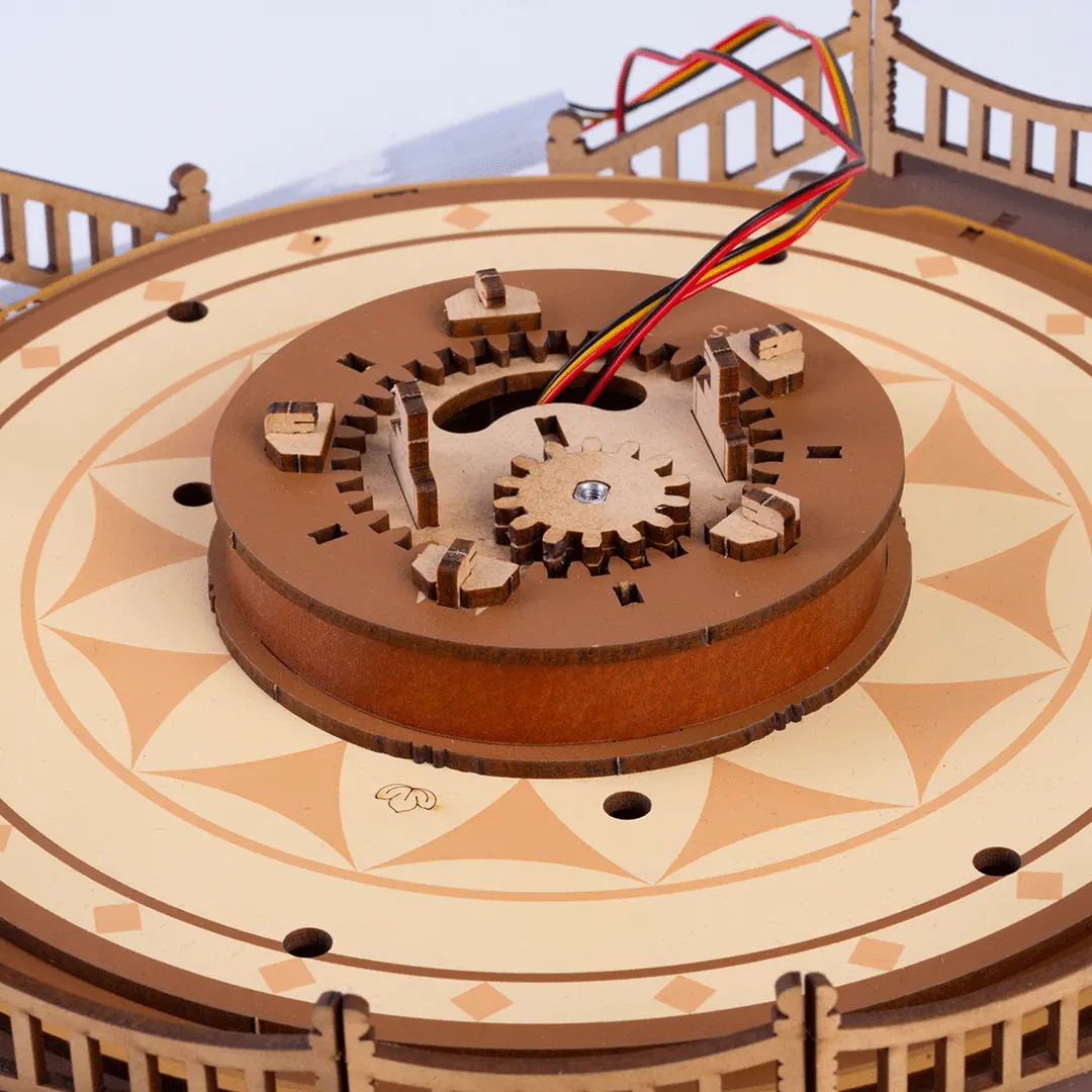 Classic Carousel - Image 5