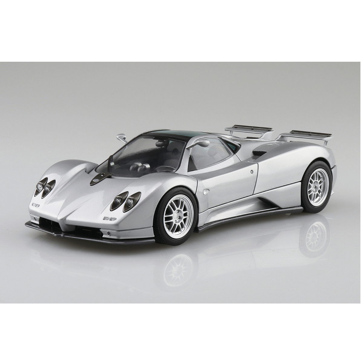 Alternative view of Pagani Zonda C12-S 1:24