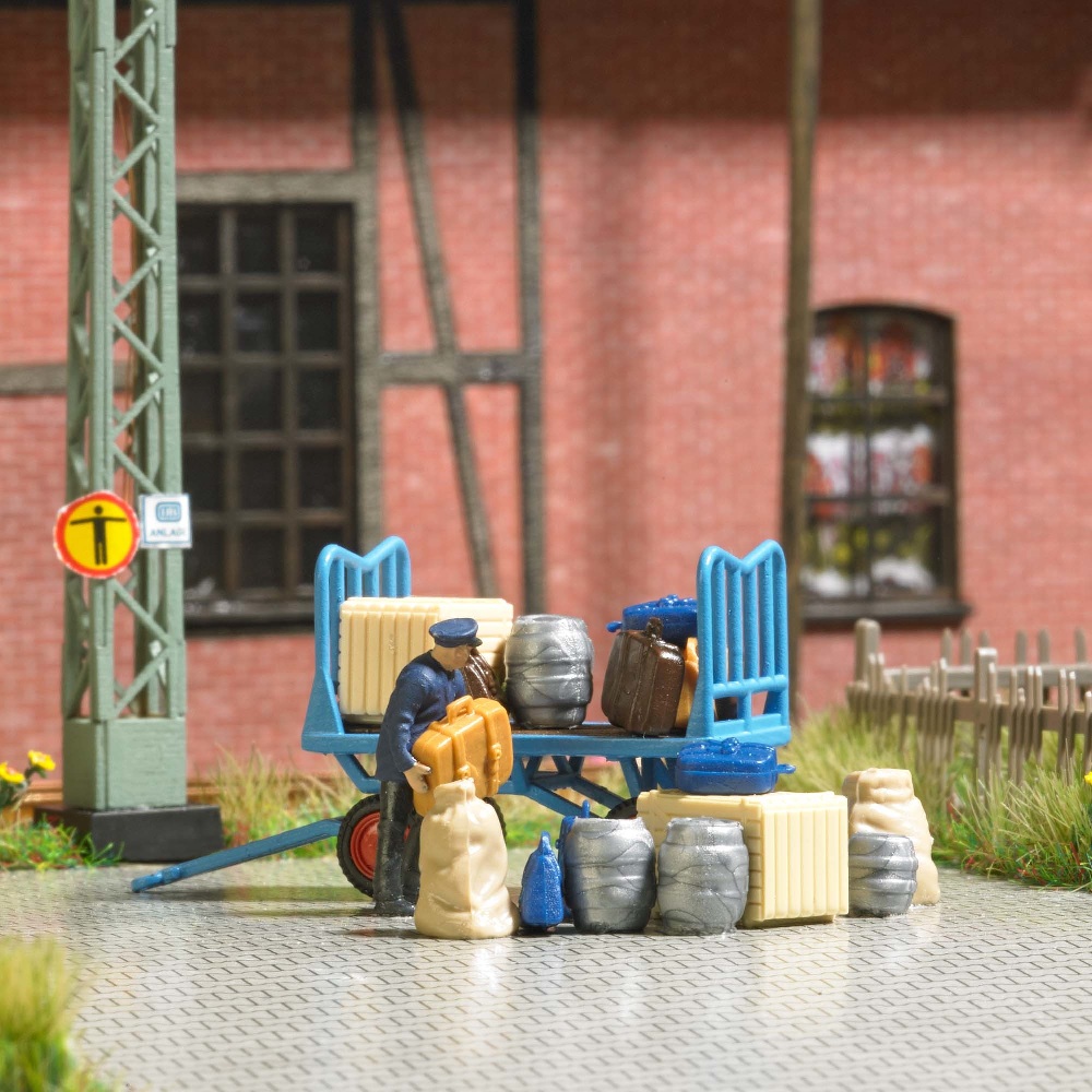 Loading a platform trolley