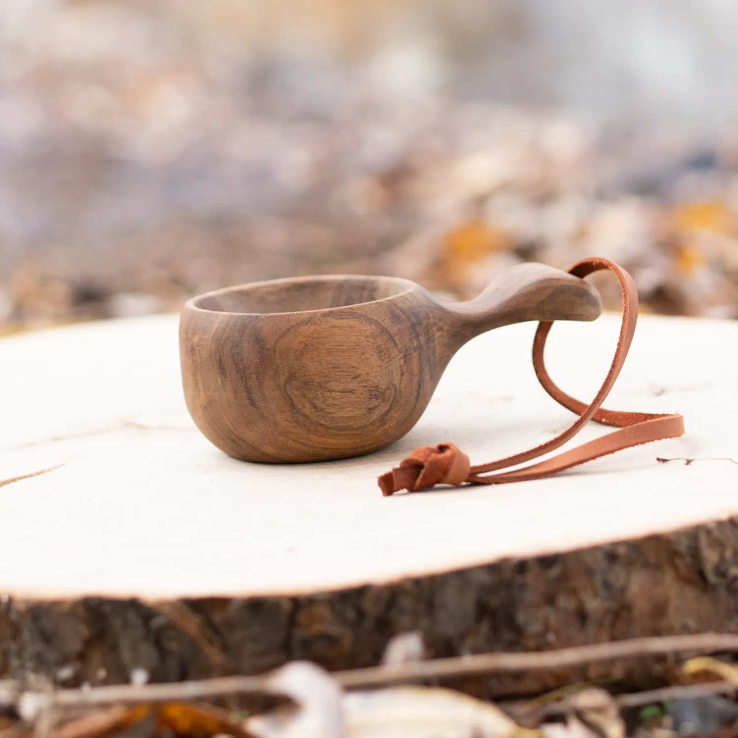 Alternative view of Puukaiverrussetti Kuksa