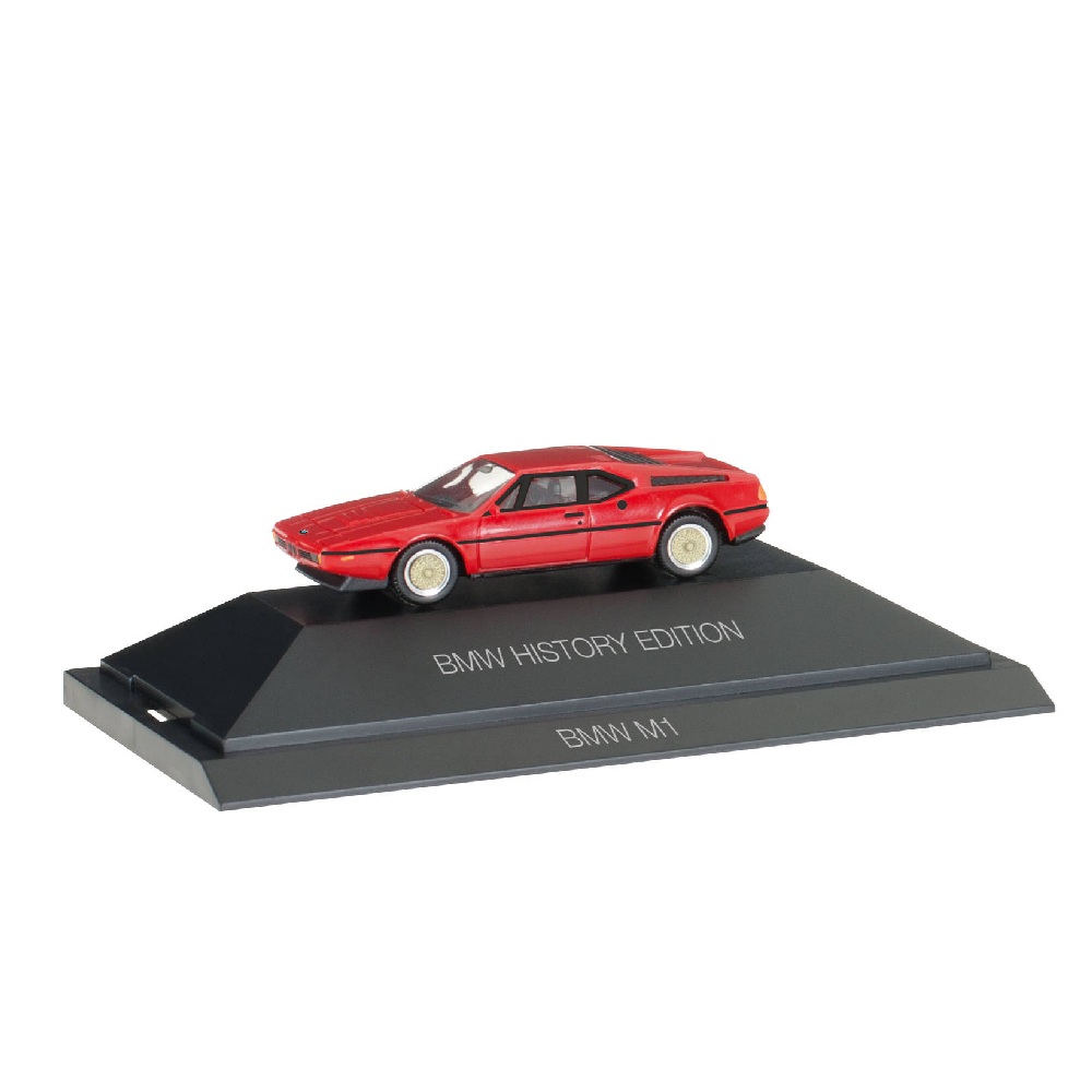 BMW M1 E26