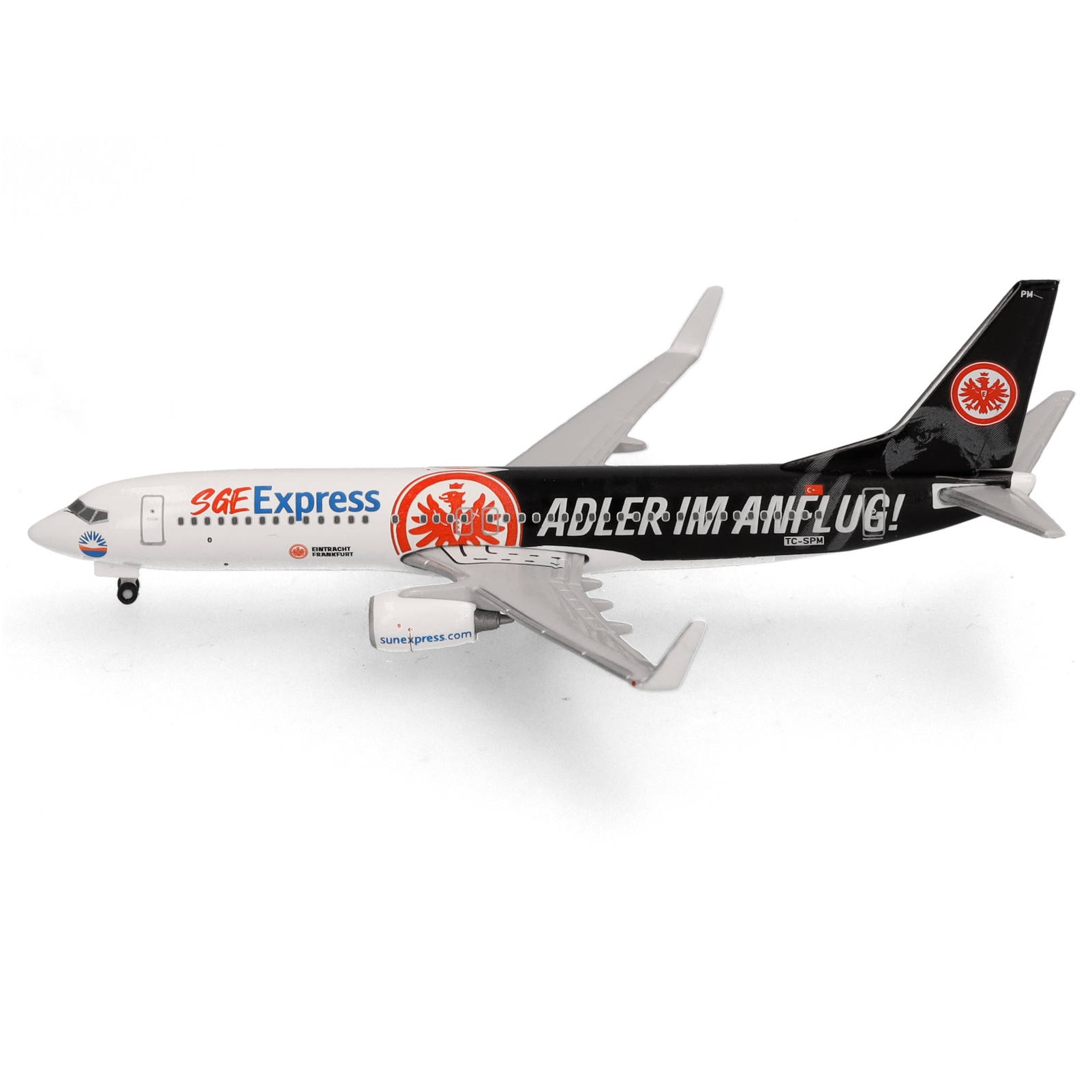 Alternative view of Boeing B737-800 Sun Express 1:500 "Frankfurt Eintracht"