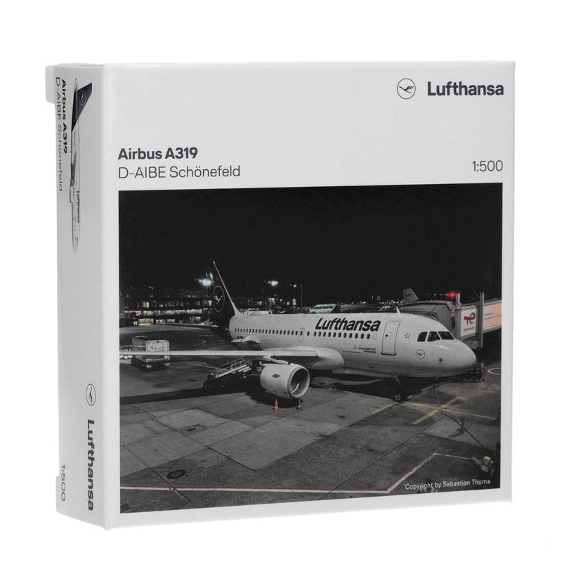 Alternative view of Airbus A319 Lufthansa 1:500 "Schönefeld"
