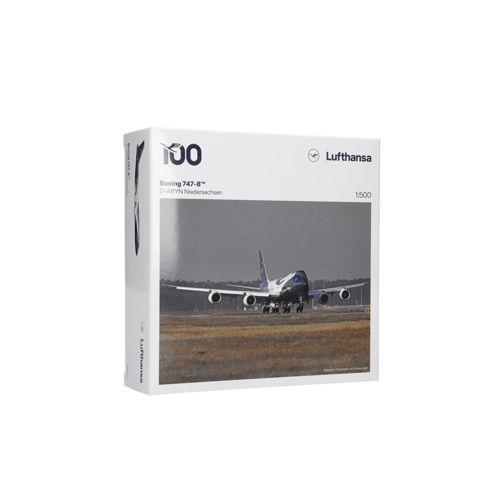 Alternative view of Boeing 747-8 Lufthansa Intercontinental "100 Years" 1:500