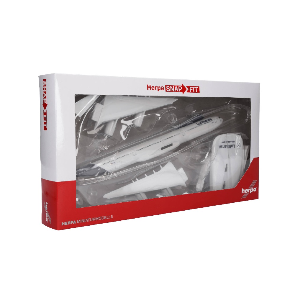 Alternative view of Airbus A340-600 Lufthansa Snap-Fit 1:250