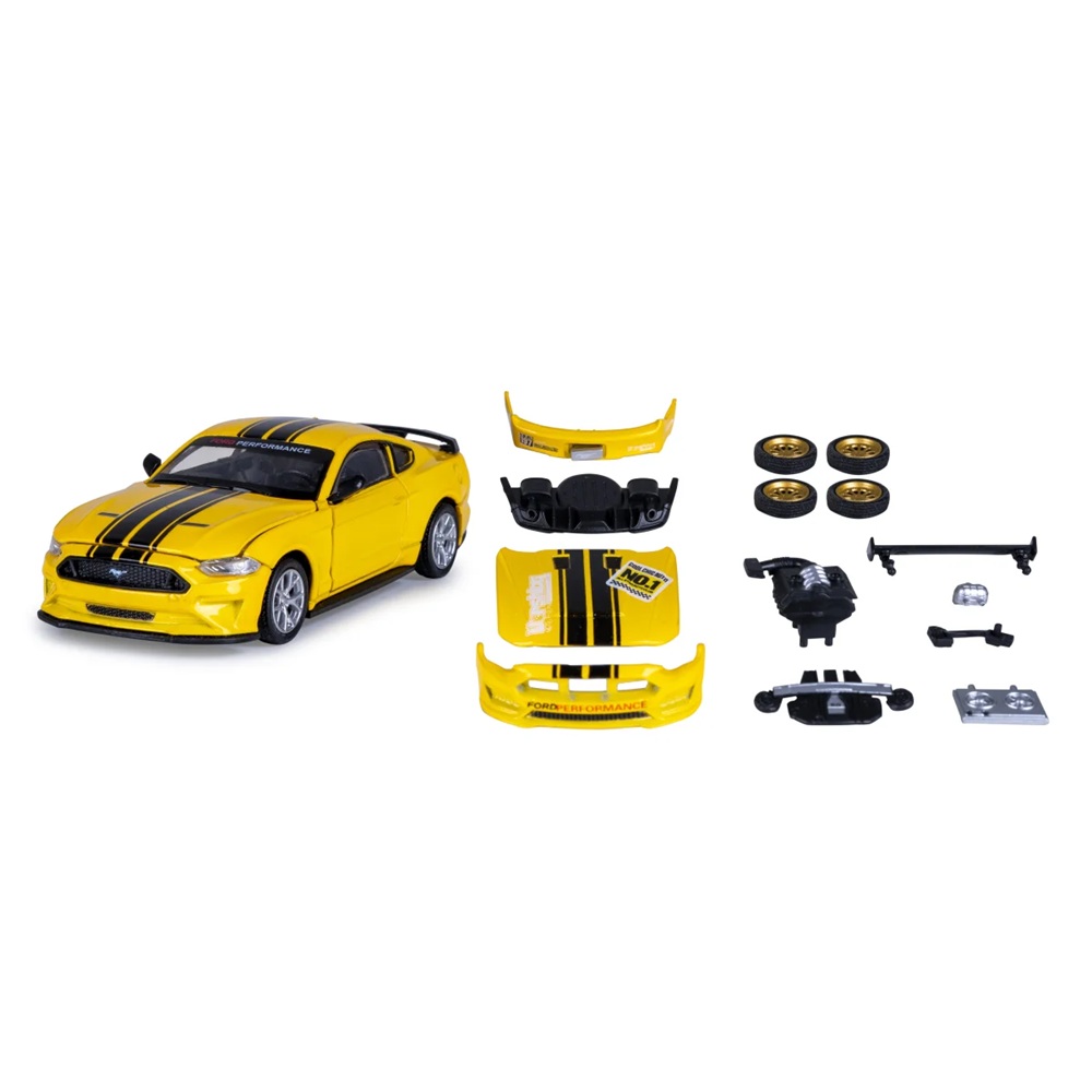 Alternative view of Ford Mustang GT Diecast 1:42 keltainen 2in1