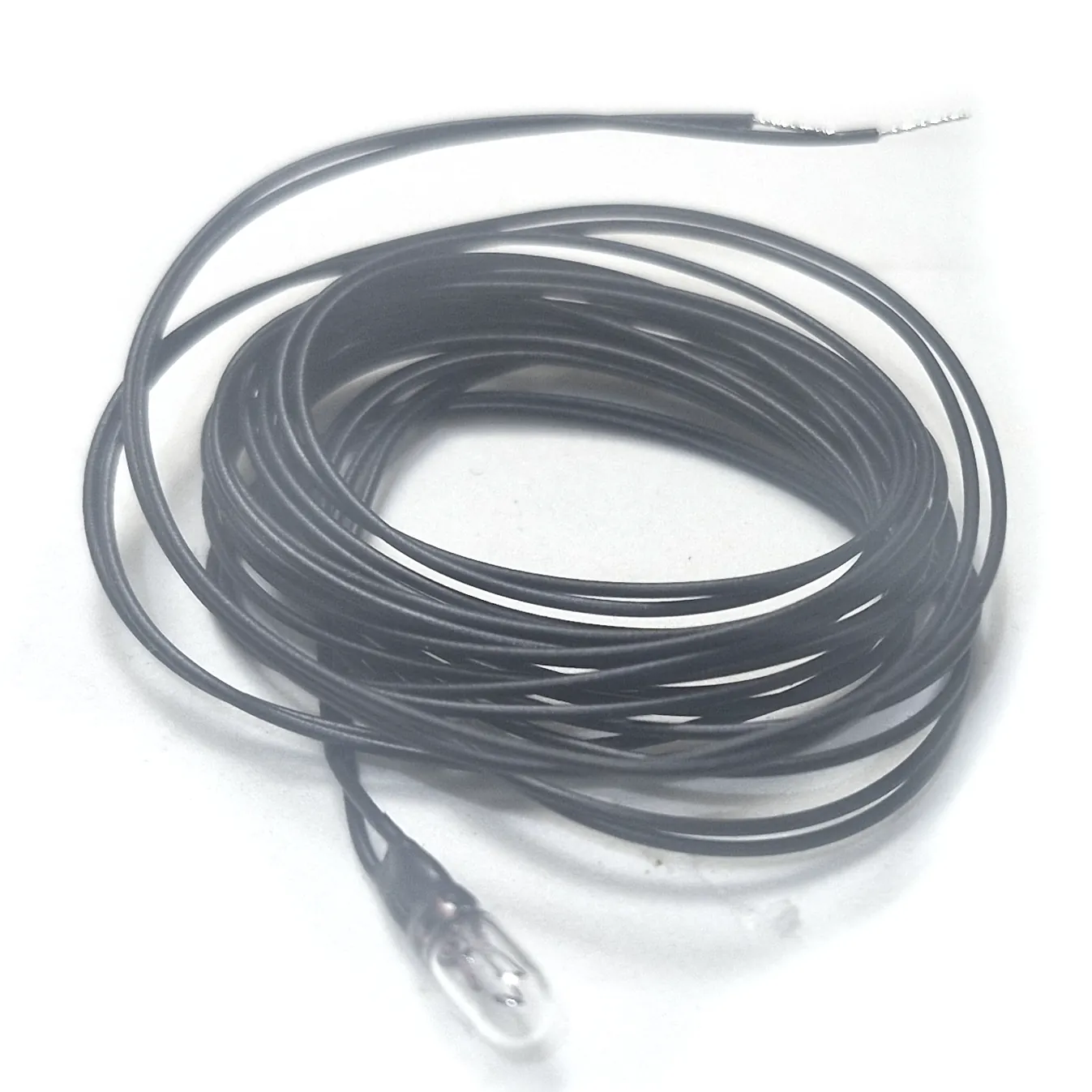Riisilamppu johdolla 3mm 12V