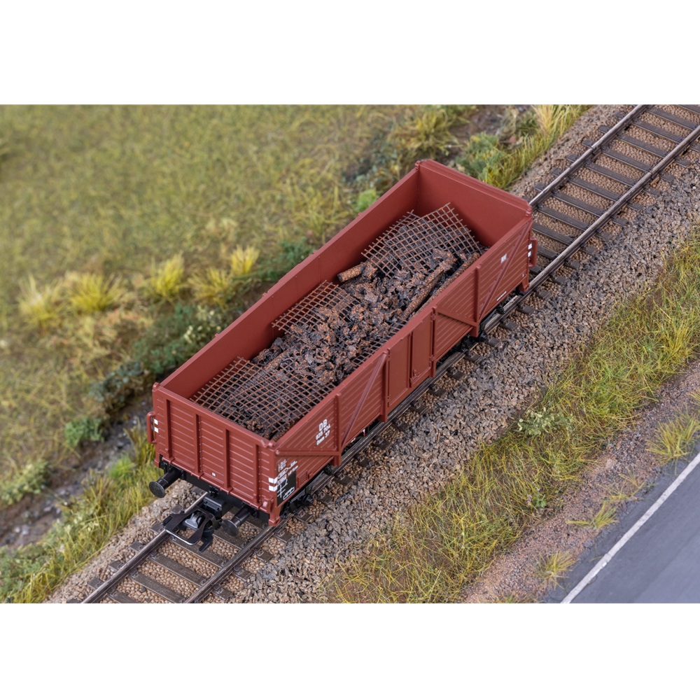 Alternative view of Omm 37 avovaunu DB