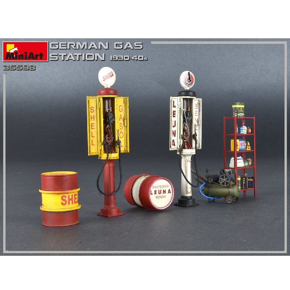 Alternative view of 1930-'40-luvun Huoltoasema 1:35