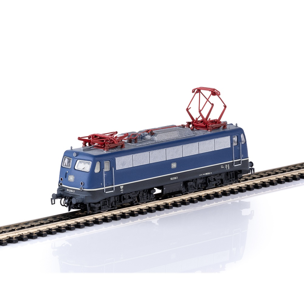 Alternative view of BR 110.3 318-3 Bügelfalte DB N