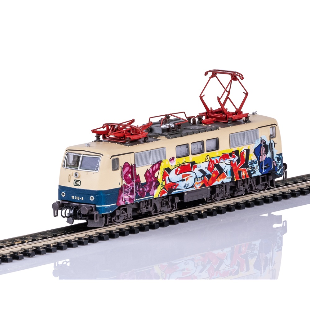 BR 111 018-8 Sähköveturi DB N
