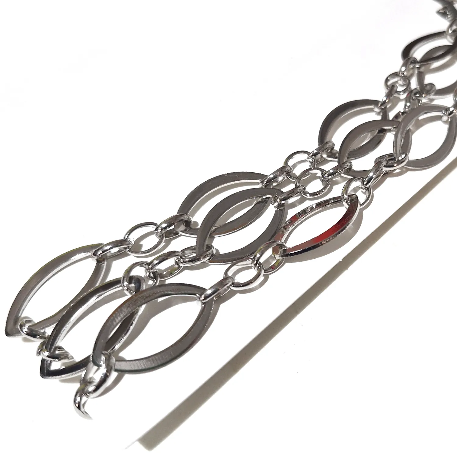 Koristeellinen ketju - Hopeansävy