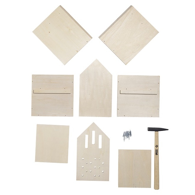 Alternative view of Hyönteishotelli Puurakennussarja