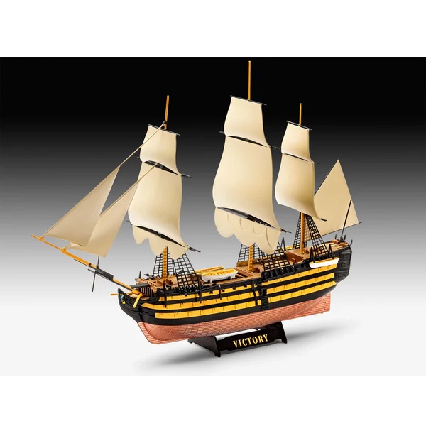Alternative view of HMS Victory 1:450