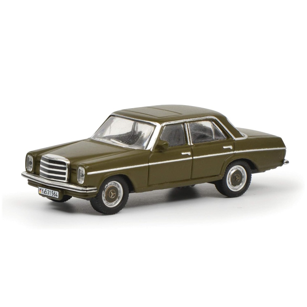 Mercedes-Benz 200/8 commander car