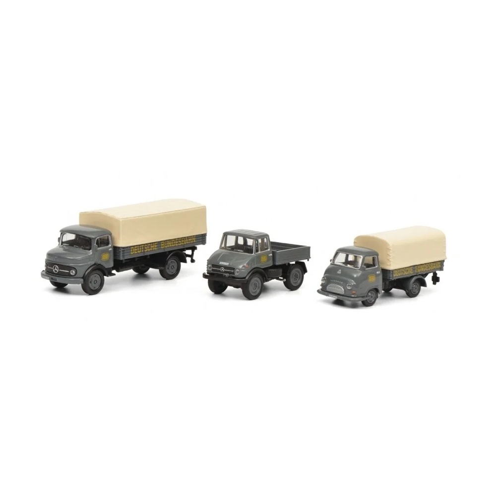 Hanomag Kurier + Unimog U 406 + Mercedes Benz L322