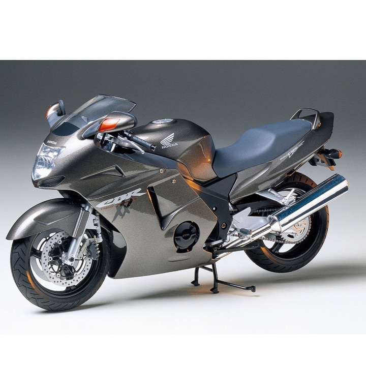 Honda CBR1100XX Super Blackbird 1:12