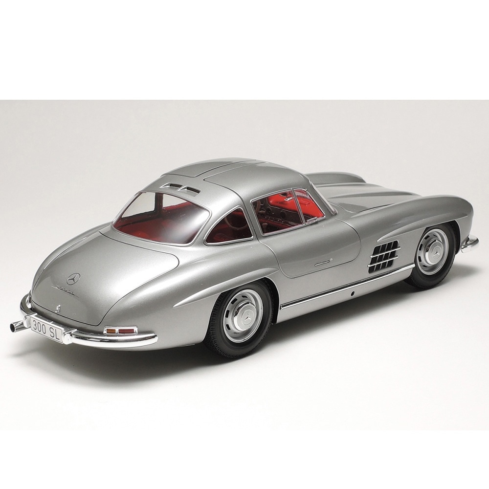 Alternative view of Mercedes-Benz 300 SL 1:24