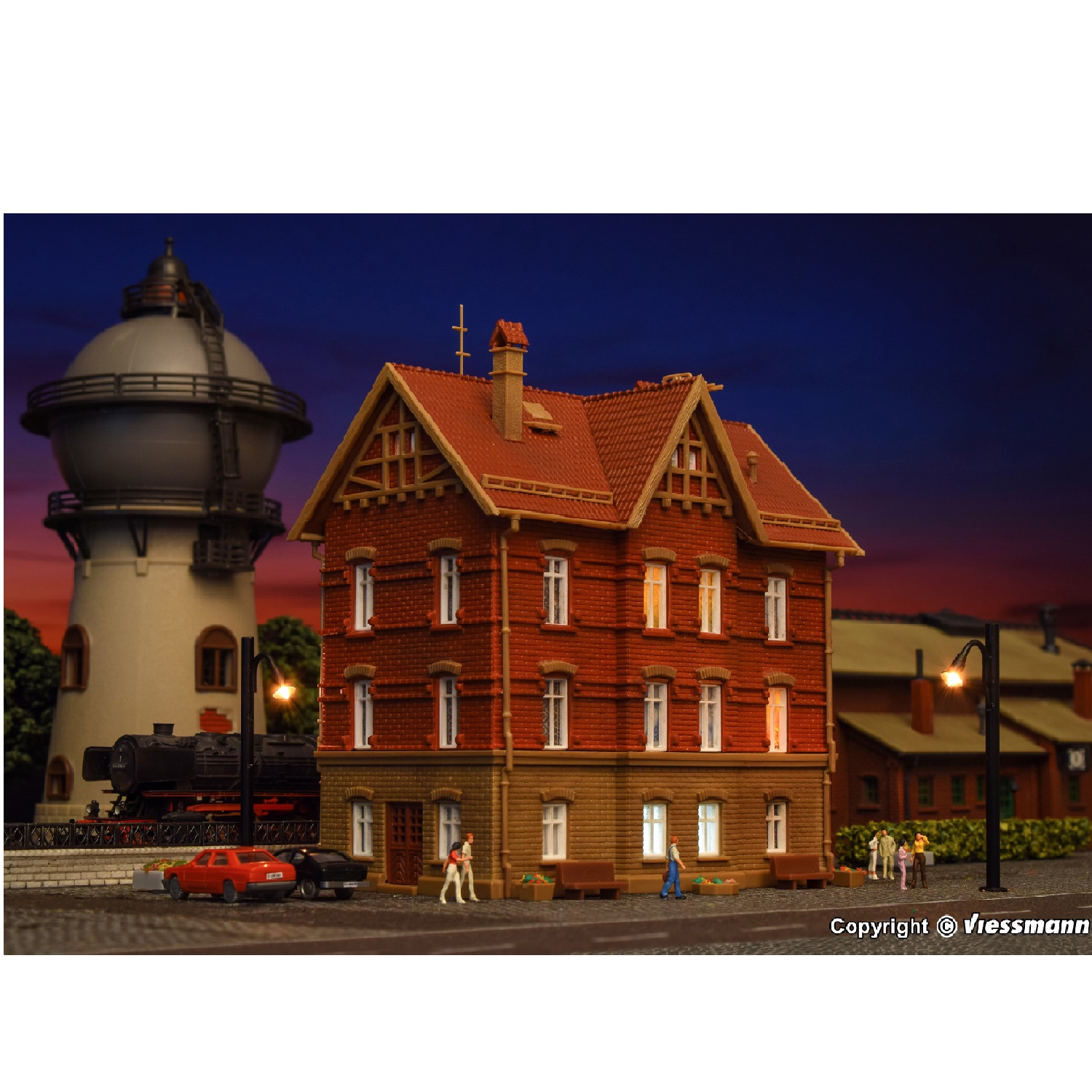 Alternative view of Railman's House N