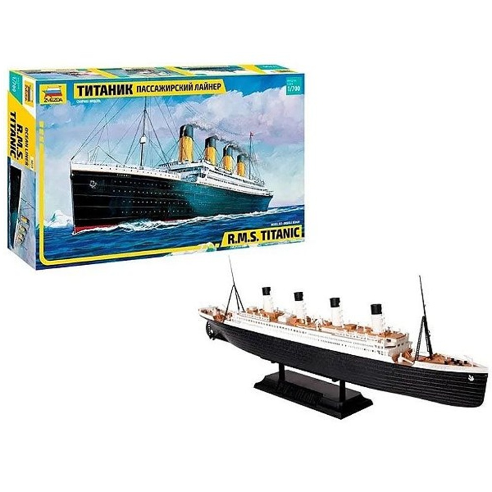 RMS Titanic 1:700