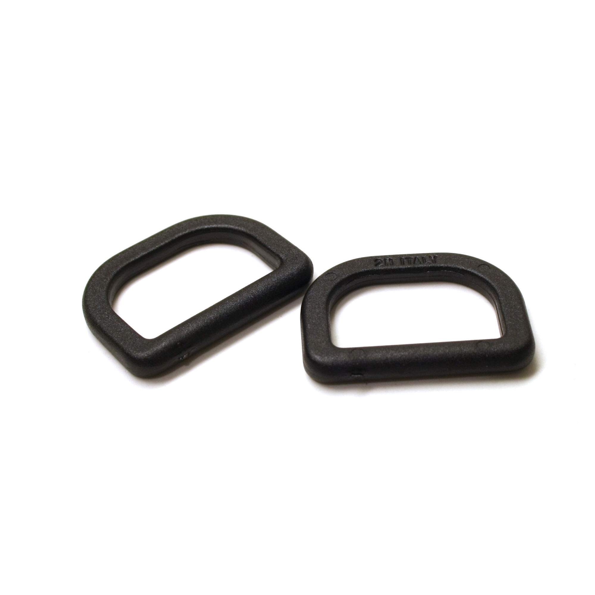 D-Rengas muovi 30mm 4kpl