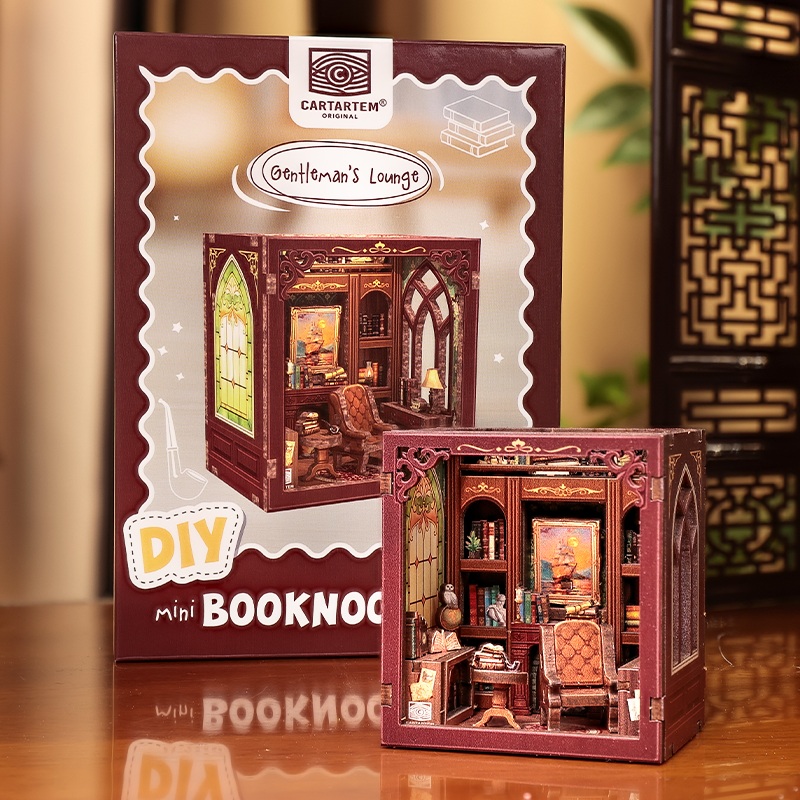 Alternative view of Mini Booknook Gentleman's Lounge