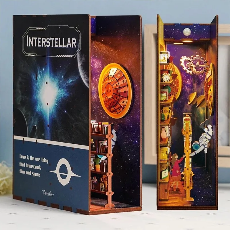Book Nook Interstellar - Image 4