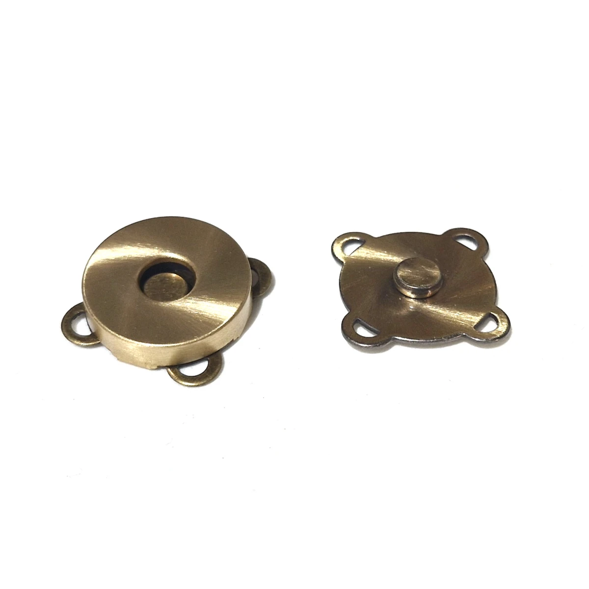 Ommeltava Magneettilukko 20mm 1kpl - Kullansävy