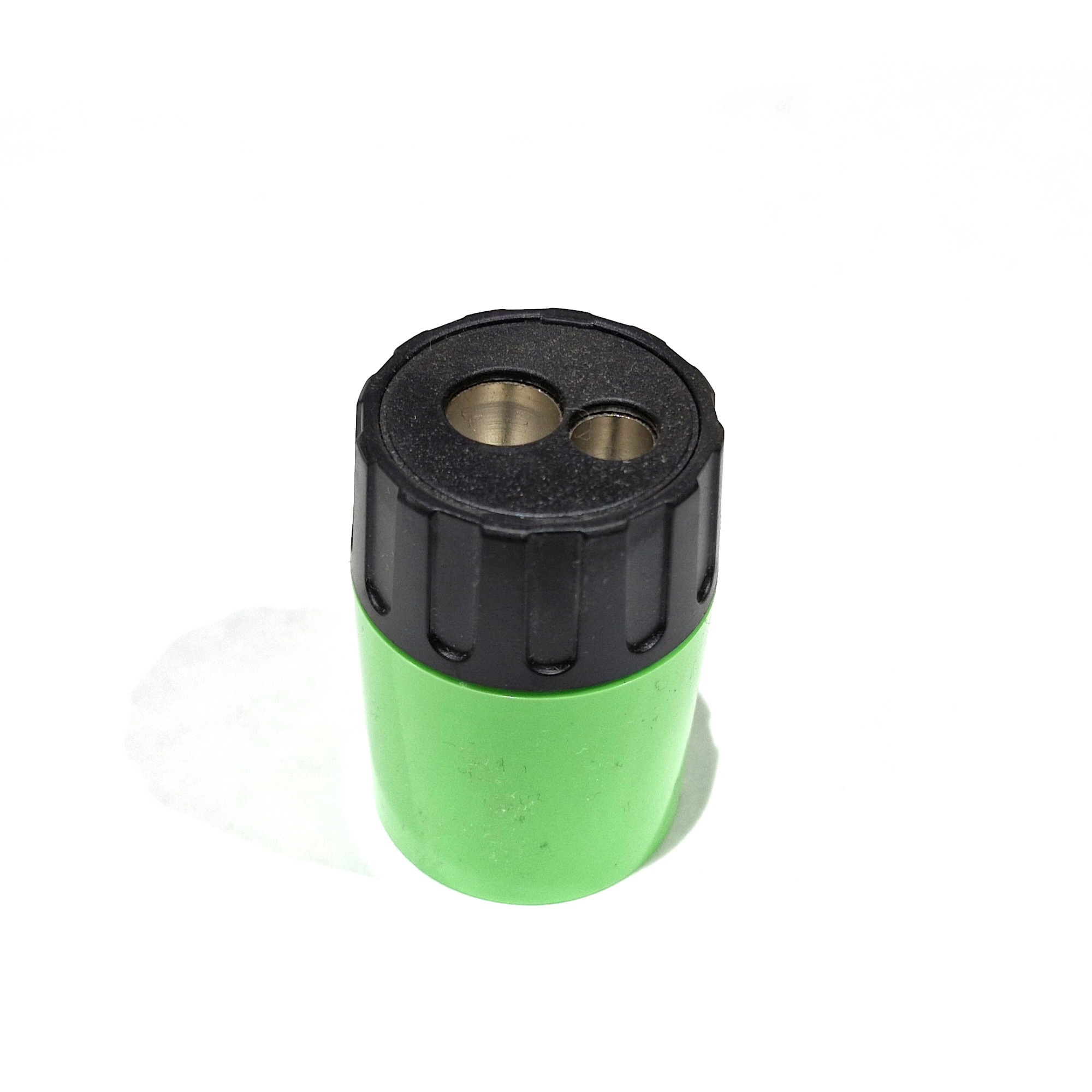 Eisen kaksikko säiliöteroitin