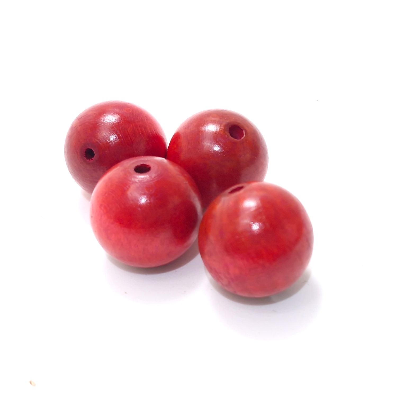 Puuhelmi 22mm 4kpl - Punainen