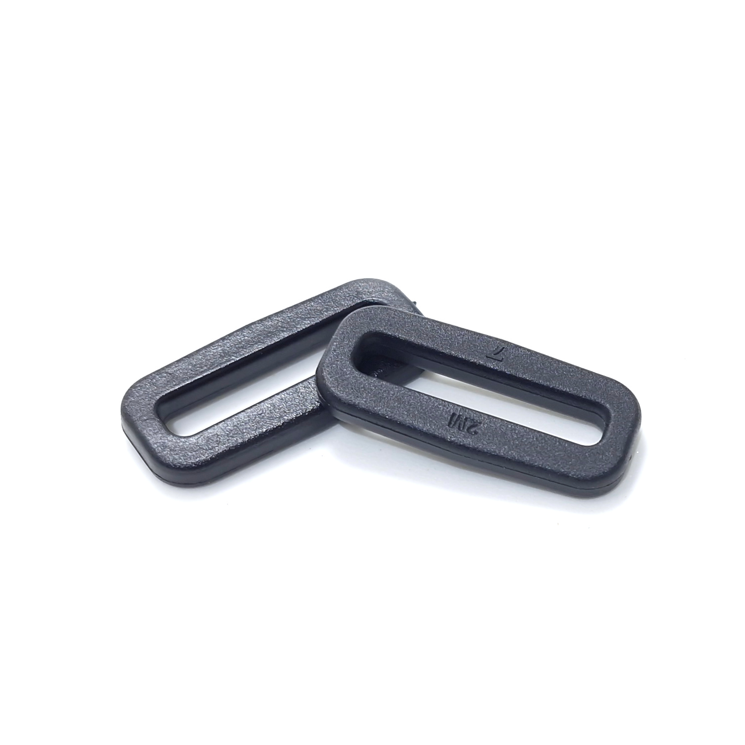 Suorakulma 30mm 4kpl - Musta muovi